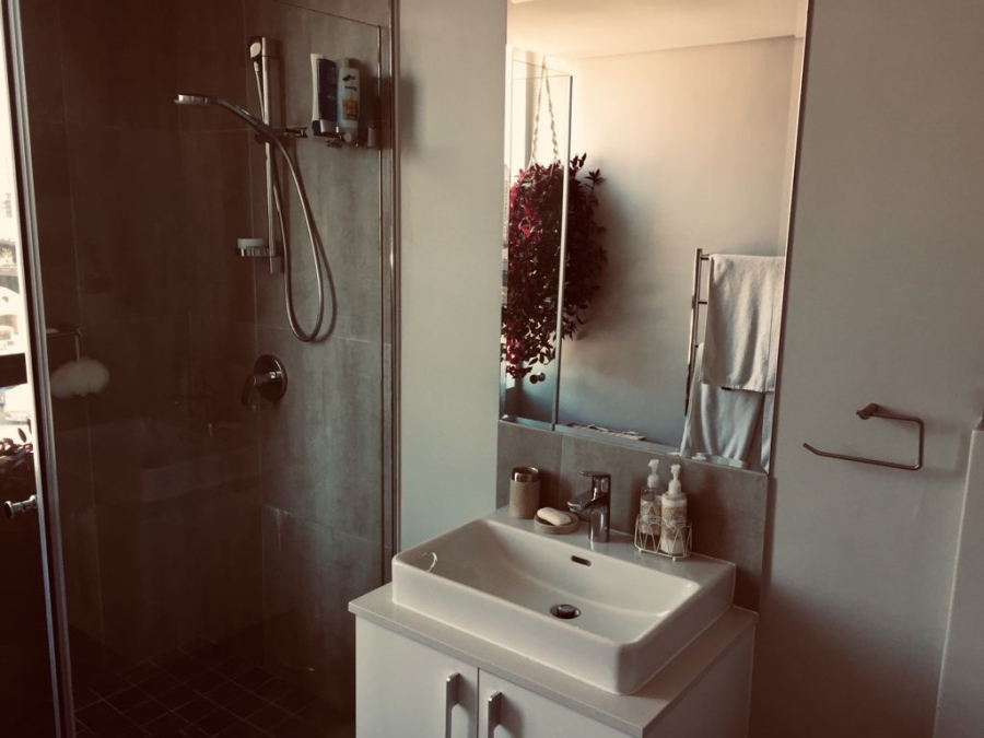 To Let 2 Bedroom Property for Rent in Green Point Western Cape